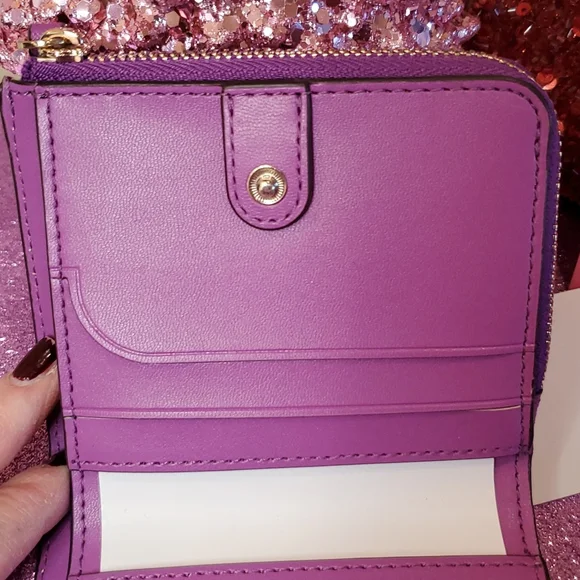 ๐HP๐Kate Spade ๐NWT๐ Small L-Zip Bifold Wallet in Purple!๐๐๐ - Picture 8 of 10